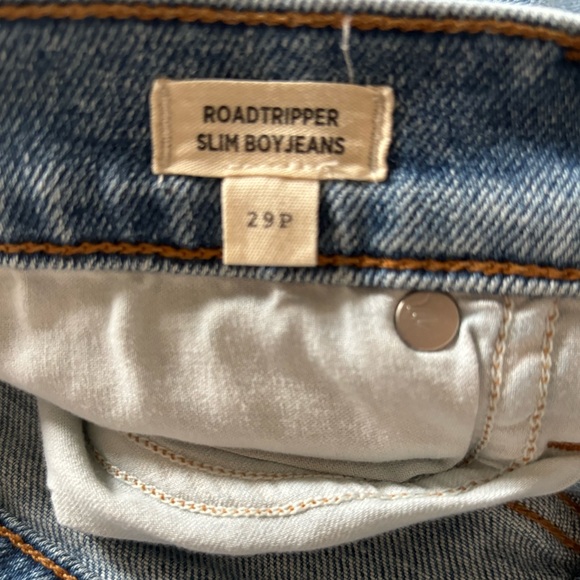 Madewell Roadtripper Boyjean Slim Leg in Cadell Wash Ripped Edition / Size 29P - Picture 5 of 6